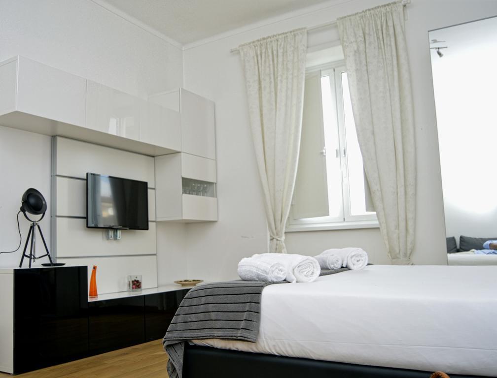 Blue Star Luxury Apartment San Giovanni - Colosseo روما المظهر الخارجي الصورة