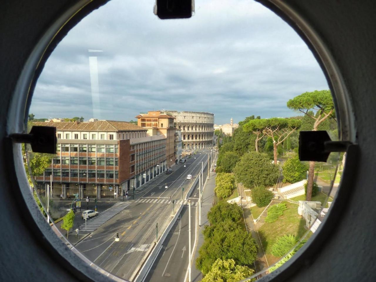 Blue Star Luxury Apartment San Giovanni - Colosseo روما المظهر الخارجي الصورة